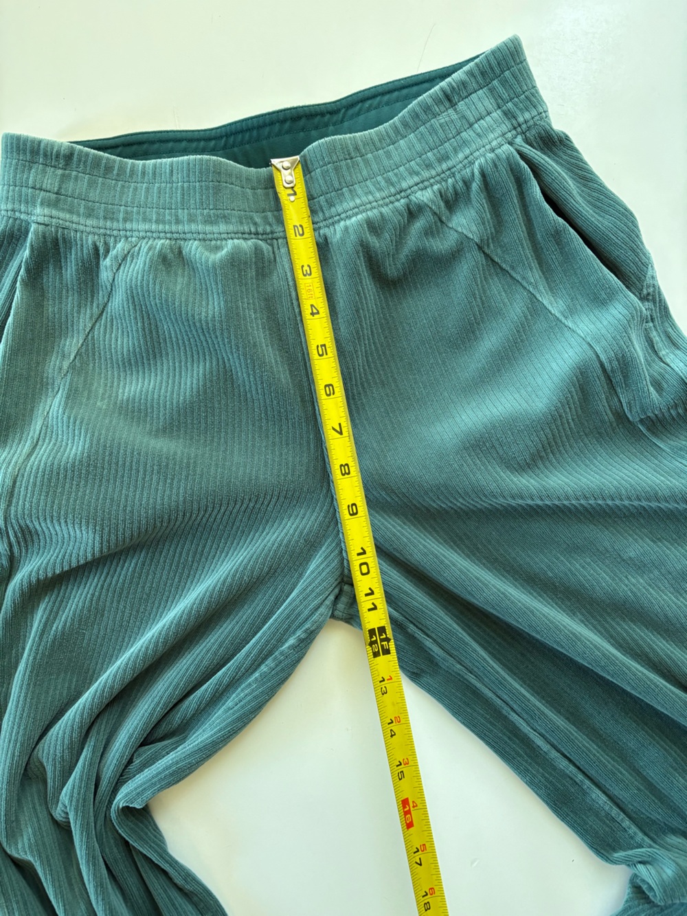 Lululemon Scuba Mid-Rise Wide-Leg Pant *Velvet Cord 6 - Picture 8 of 11